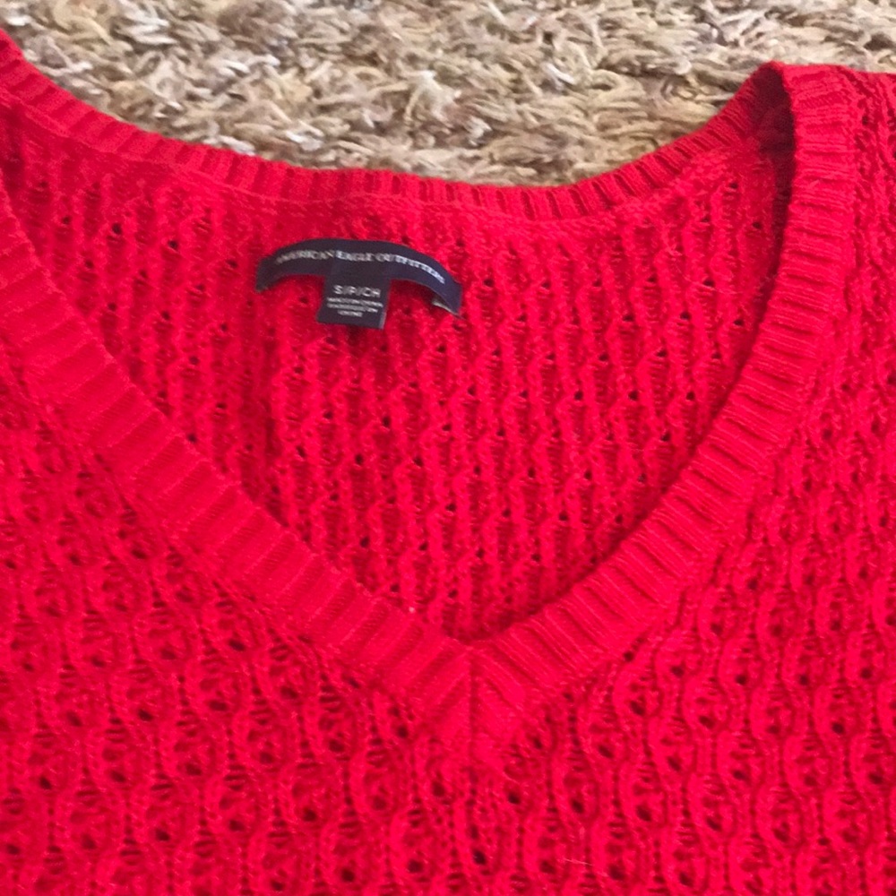 Red sweater - Picture 6 of 6